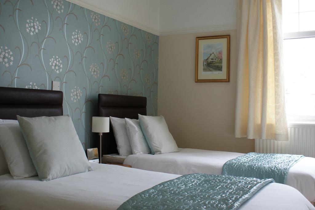 Cleave Court Guest House Llandudno Chambre photo